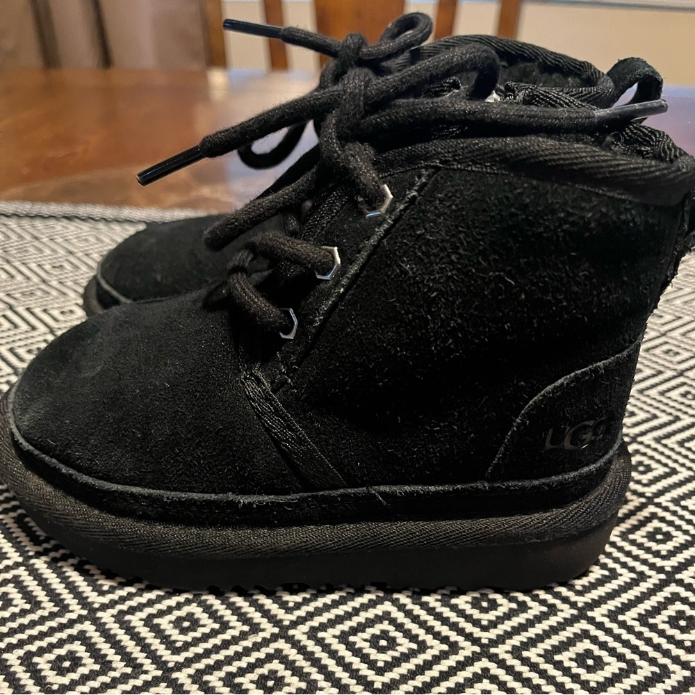 UGG toddler black boots size 8t